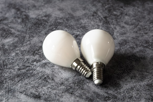 球泡灯塑件如何为你的灯具增添个性？